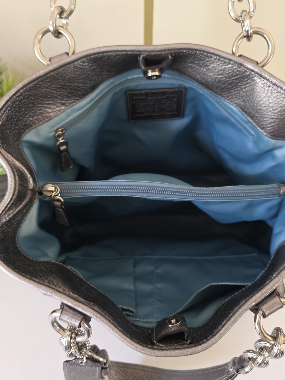 Coach Poppy Pushlock Metallic Leather Tote Y2K Silver Gray - Picture 12 of 16